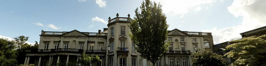 Roehampton Cars London Airport Transfer